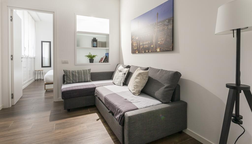 Italianway-magenta Apartment